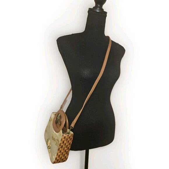 Fossil Oasis Mini Crossbody Tropical Leather Woven EUC 8x5.5x2.5 - Picture 2 of 13